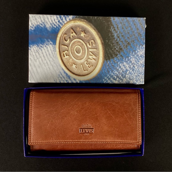 NEW- Rica Lewis leather fold over snap wallet - Picture 6 of 6